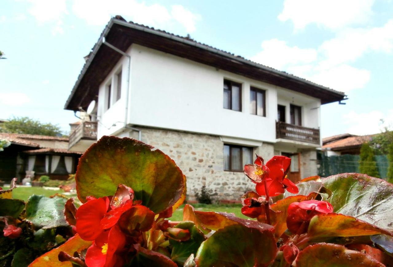 The Gates Apartments Koprivştitsa Dış mekan fotoğraf